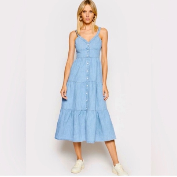 Levi's Dresses & Skirts - Levi's sabine Button Front Tiered Midi Dress